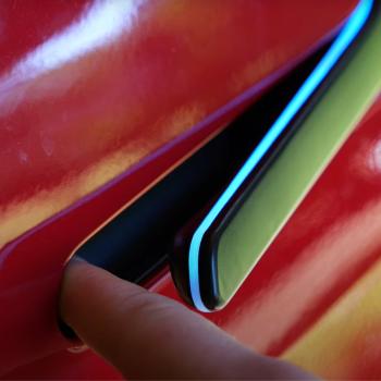 Tesla Model Y Griffautomatik mit RGB Beleuchtung AMPtech