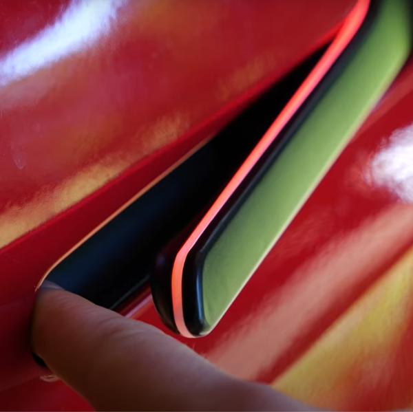 Tesla Model Y Griffautomatik mit RGB Beleuchtung AMPtech