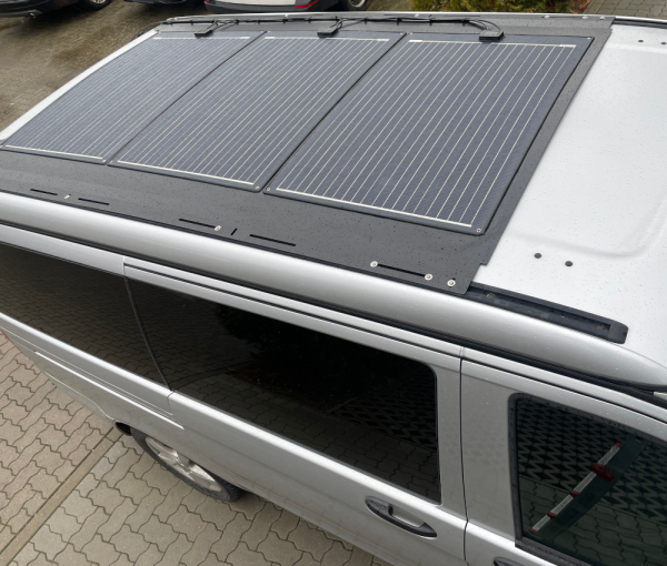 AV-Solardach 447 Black Marco Polo 360 Watt Offgridtec inkl. Victron Laderegler